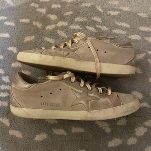 Golden Goose Superstar Sneaker 41. Beige and gold tones. Go with everything!